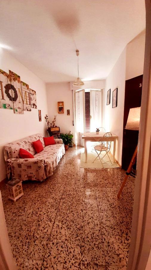 B&B Rosa Samarate Екстер'єр фото
